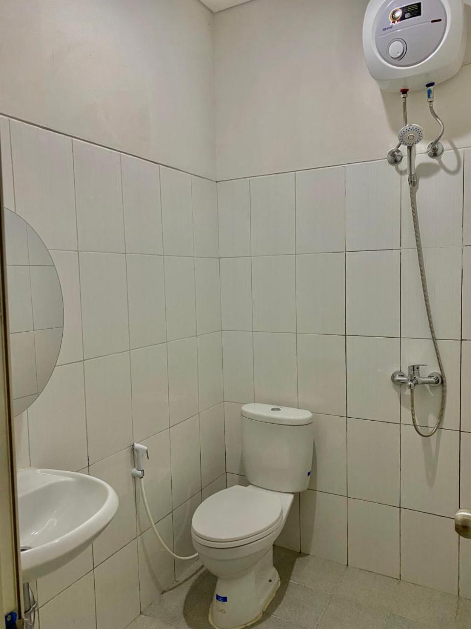 Villa Ku Villa Mu Semarang Eksteriør billede